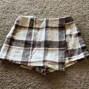 Windsor Plaid Women's Skort in Brown and Cream